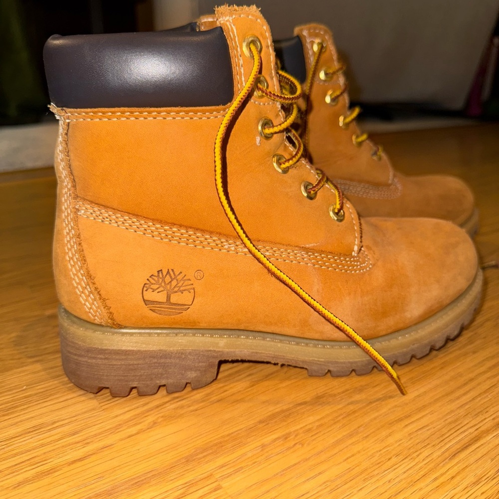 Timberland Tan and Brown Boots with Nubuck Leather and Lug Sole